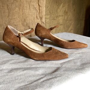 Lauren Ralph Lauren Tan Suede Heels